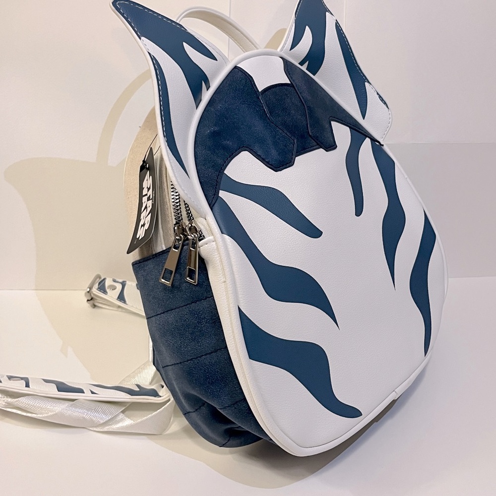 Discontinued BoxLunch Exclusive! Star Wars Ahsoka Tano Montrals Mini Backpack